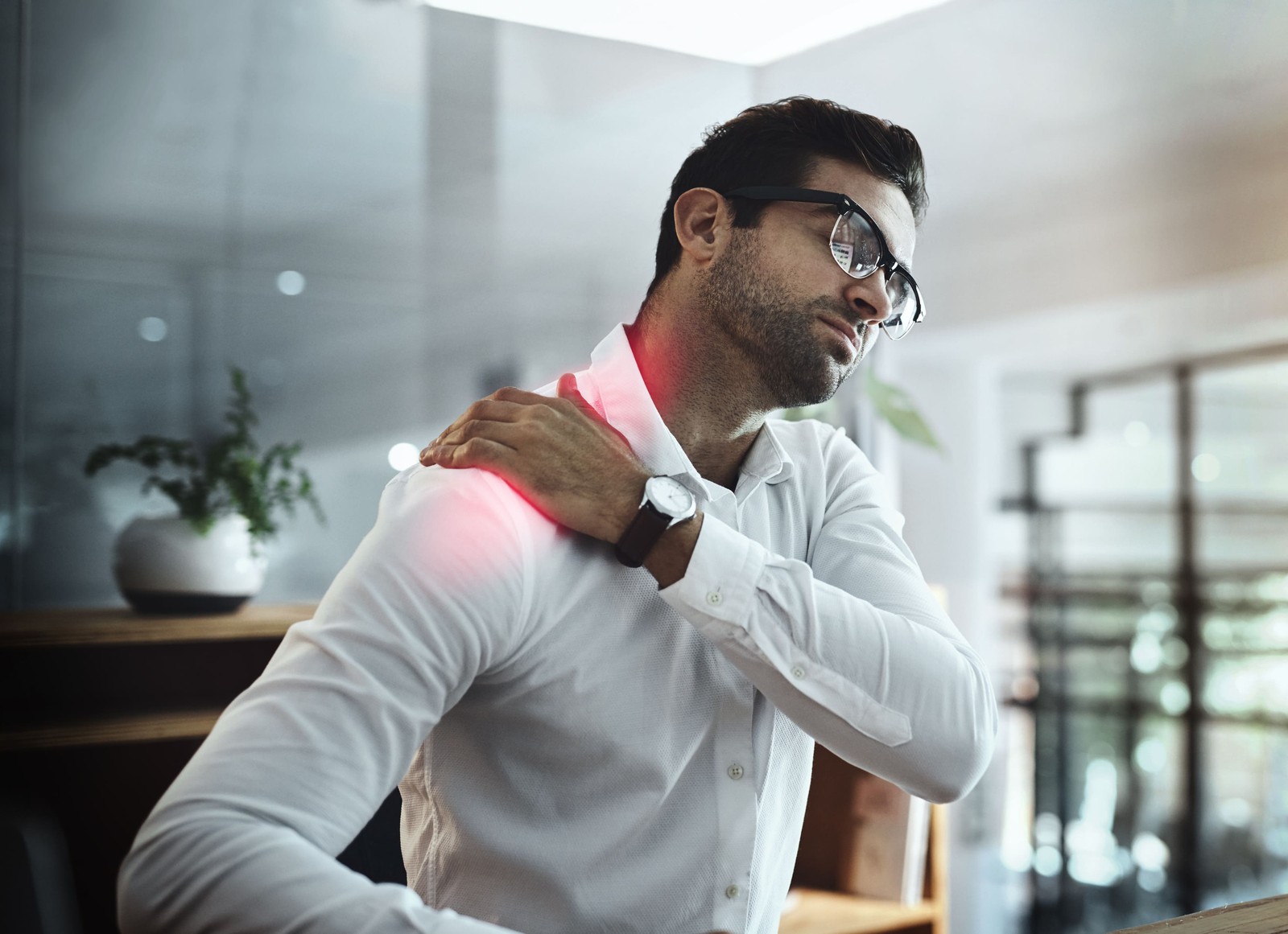 Seek help when nerve pain persists